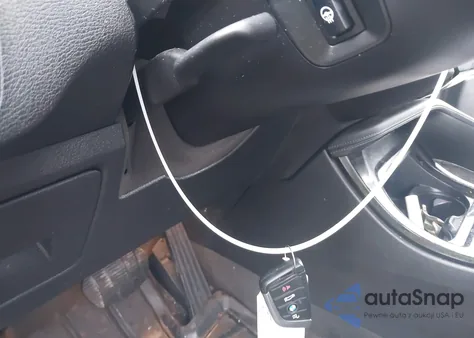 2017 BMW X1 xDrive28I из США, поврежденный, VIN WBXHT3C35H5F74065